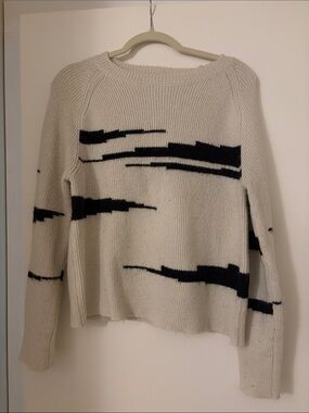 Women’s Cream and Black Patterned Knit Sweater